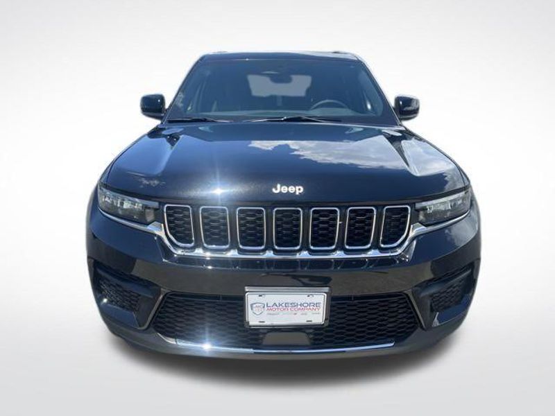 2025 Jeep Grand Cherokee Laredo X 4x4