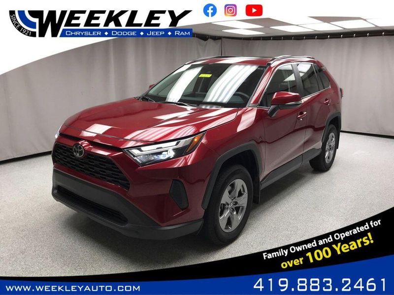 Used 2025 Toyota RAV4 XLEImage 1
