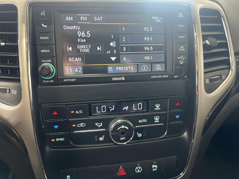 Used 2013 Jeep Grand Cherokee LaredoImage 27