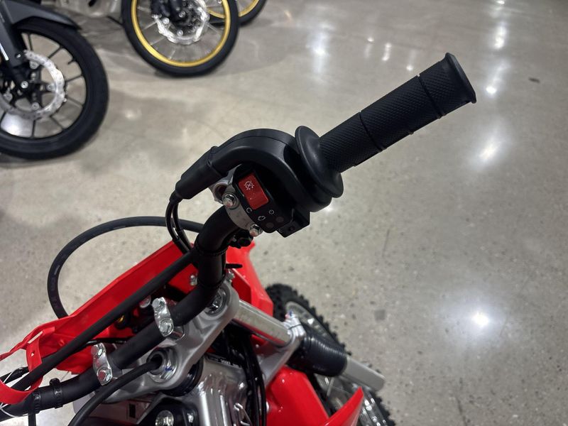 New 2027 Honda CRF125F Image 21