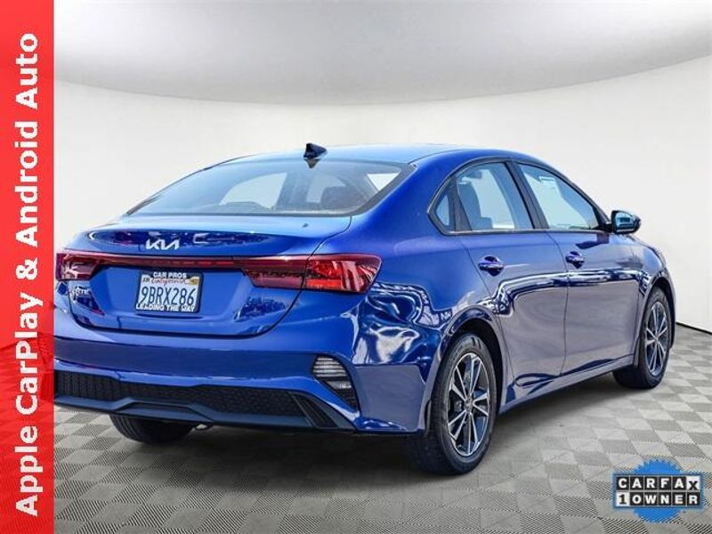 Used 2022 Kia Forte LXSImage 8