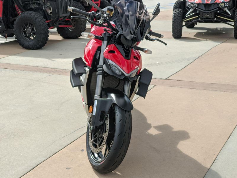 Used 2021 Ducati STREETFIGHTER V4 Image 12