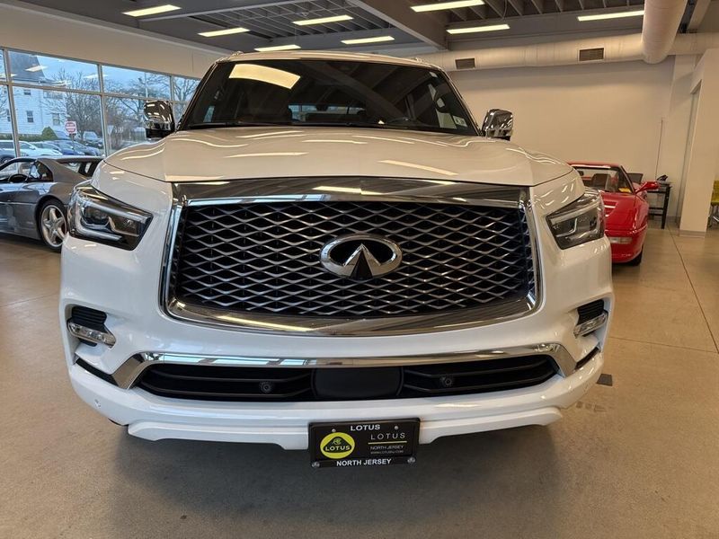 2022 INFINITI QX80 SensoryImage 3