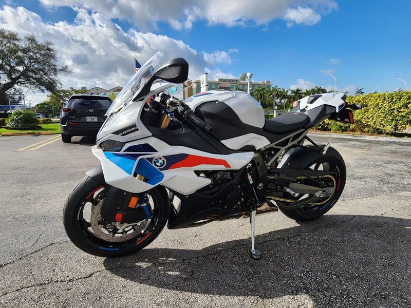 2026 BMW S 1000 RRImage 4
