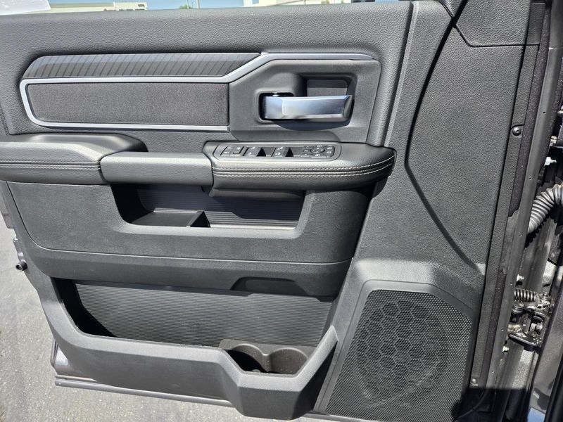 New 2025 RAM 2500 Big Horn Crew Cab 4x4 6'4' Box