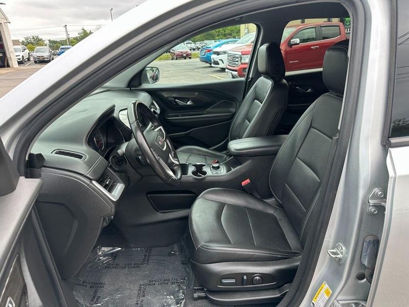 2022 Gmc Terrain SLT photo 10