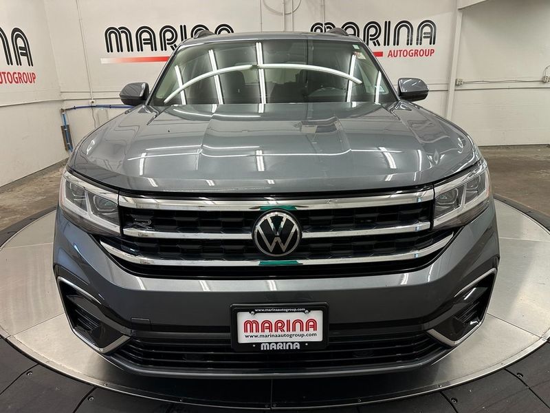 2021 Volkswagen Atlas 3.6L V6 SE w/Technology R-LineImage 10