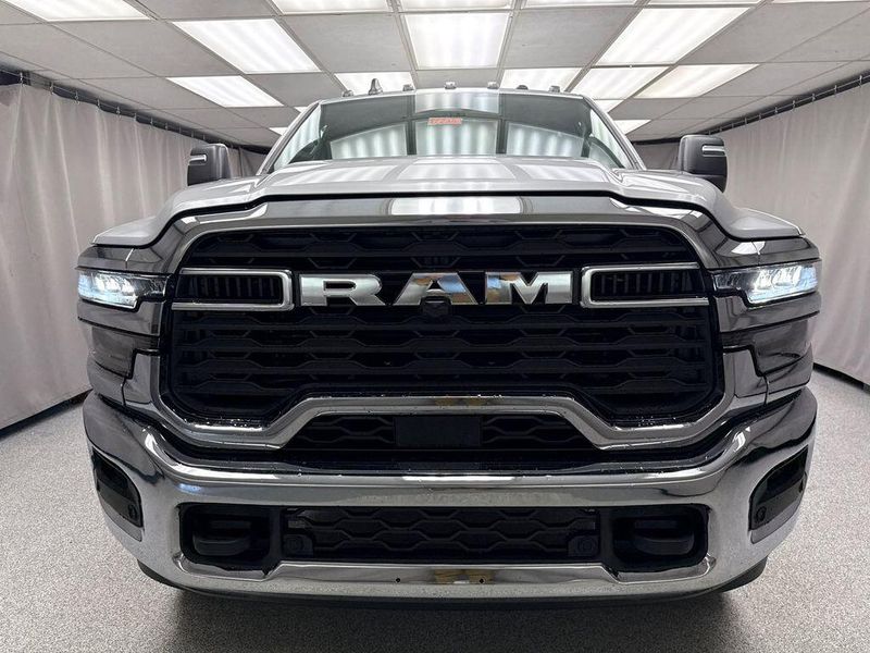 New 2026 RAM 2500 Tradesman Crew Cab 4x4 8