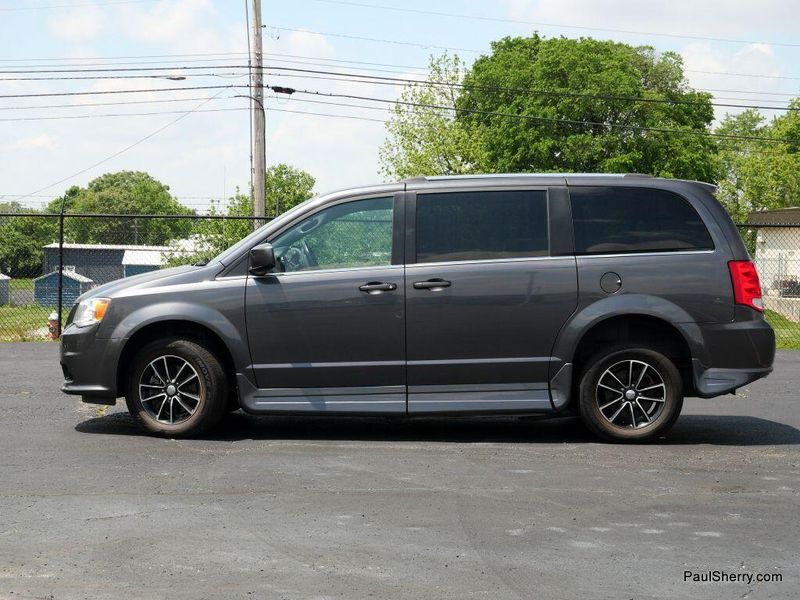 2018 Dodge Grand Caravan SXTImage 25