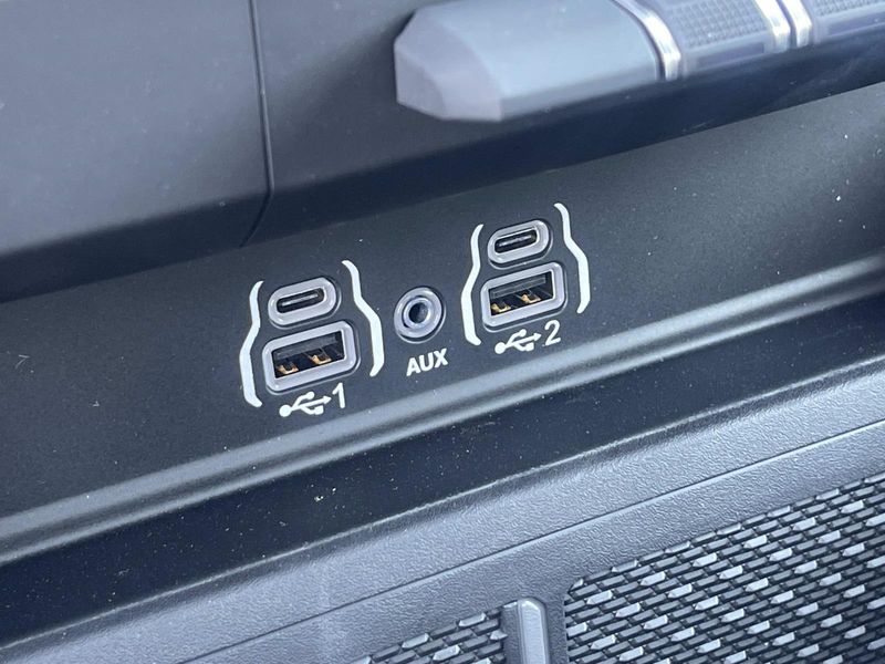New 2026 RAM 1500 Big Horn Crew Cab 4x2 5'7' Box