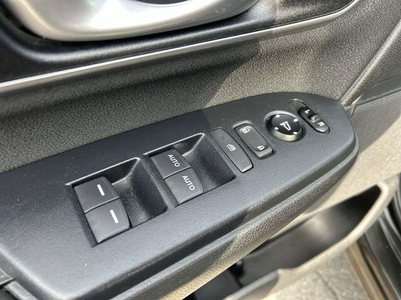 Used 2019 Honda CR-V EXImage 20
