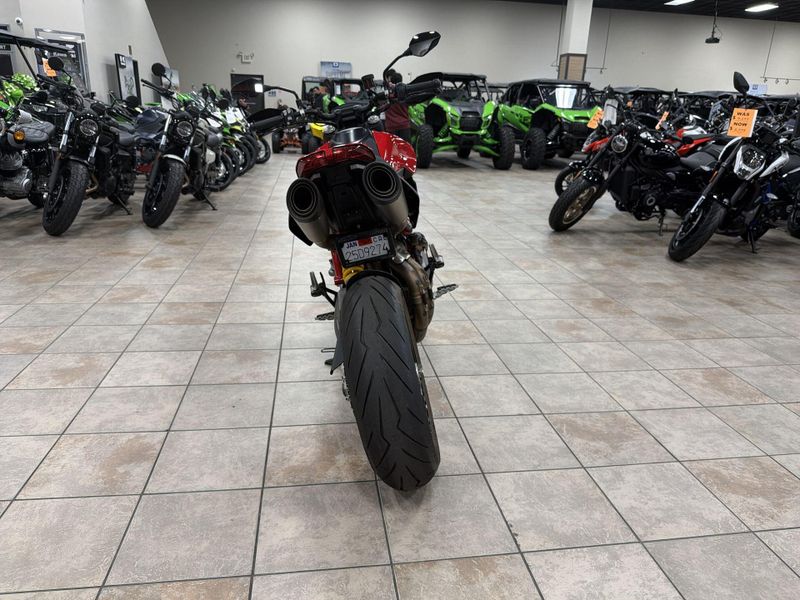 Used 2020 Ducati HYPERMOTARD 950 Image 16