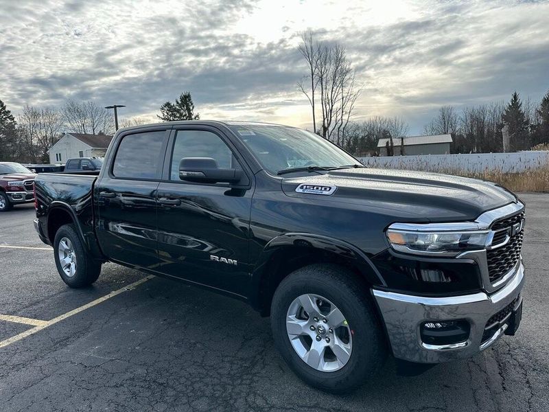 2025 RAM 1500 Big Horn Crew Cab 4x4 5