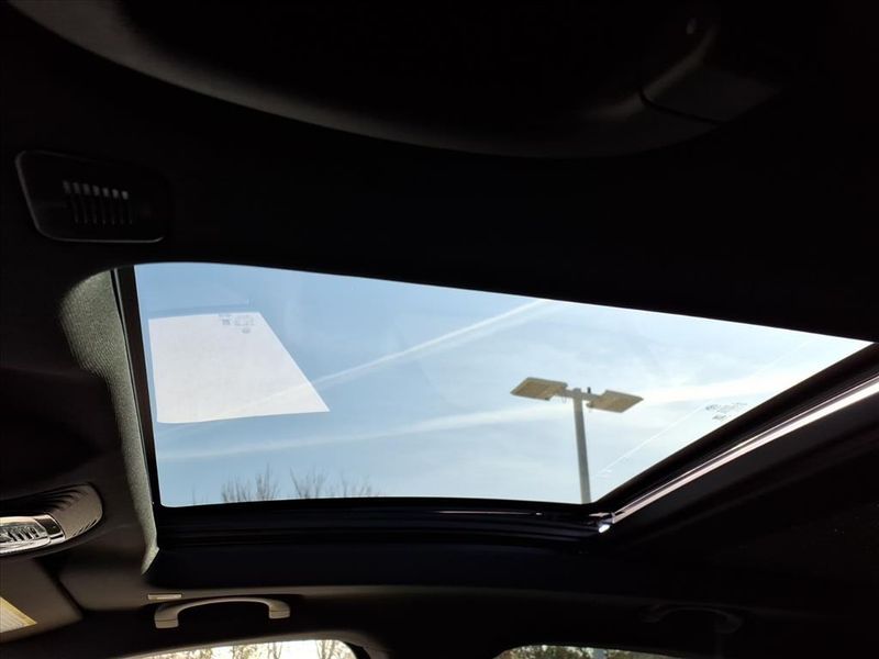 New 2026 Alfa Romeo Stelvio AwdImage 15