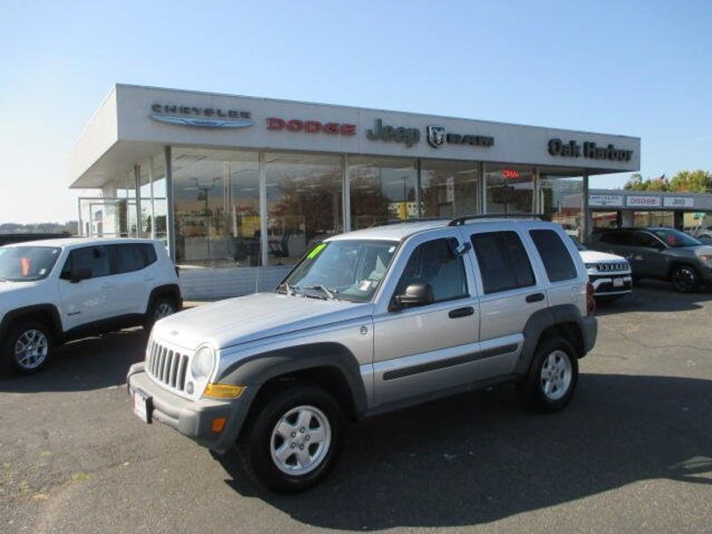 Used 2007 Jeep Liberty SportImage 1