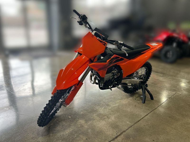 New 2027 KTM 450 SX-F Image 17