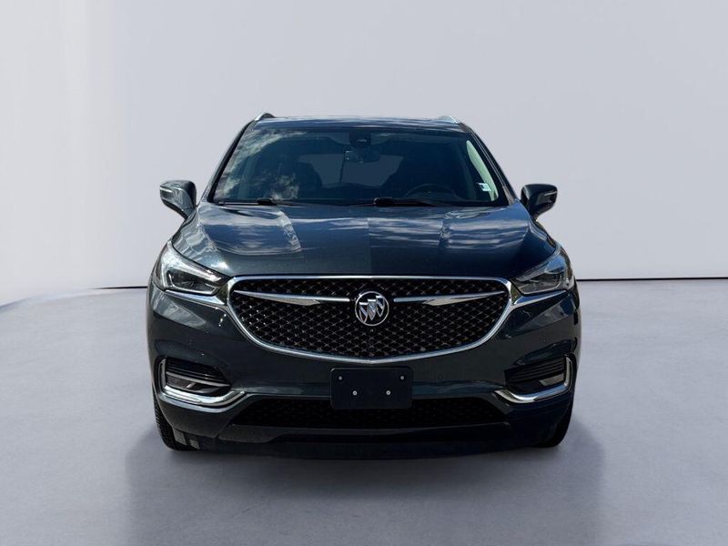 2020 Buick Enclave Avenir photo 2