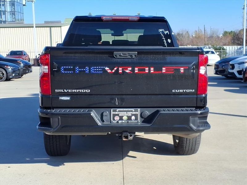 Used 2023 Chevrolet Silverado 1500 CustomImage 8