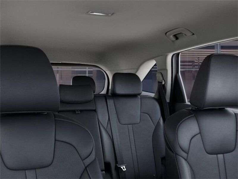2025 Kia Sorento SImage 27