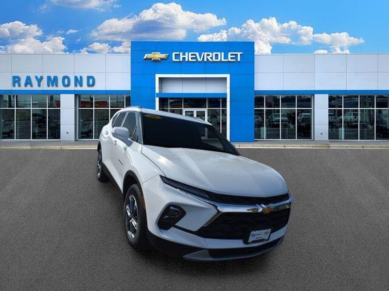 New 2026 Chevrolet Blazer LTImage 10
