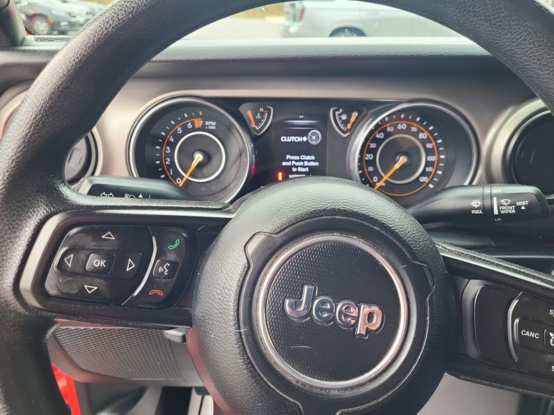 Used 2018 Jeep Wrangler Unlimited SportImage 5