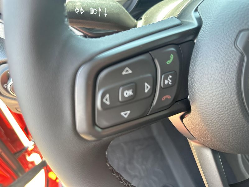 New 2025 Jeep Wrangler 4-door Sport SImage 19