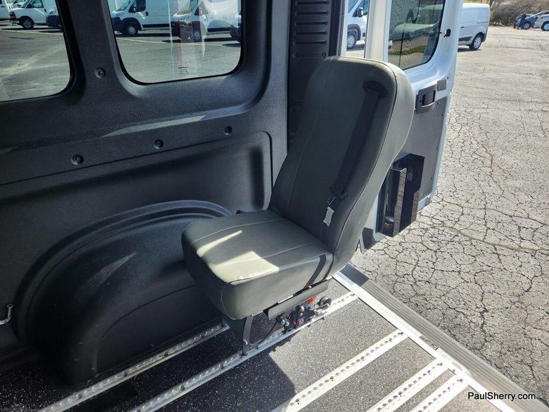 2023 RAM ProMaster 2500 Window Van High RoofImage 4