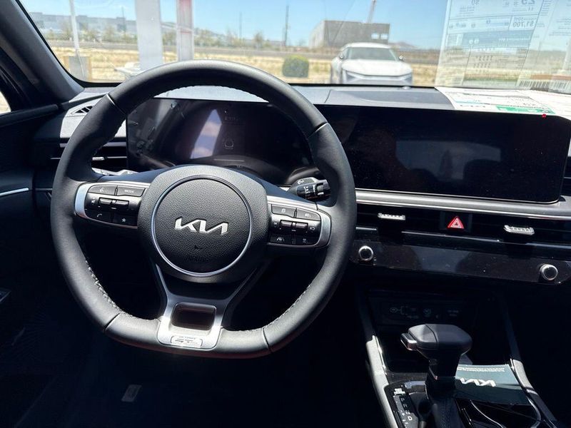 New 2026 Kia K5 GT-LineImage 10