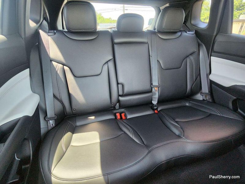 New 2025 Jeep Compass Limited 4x4