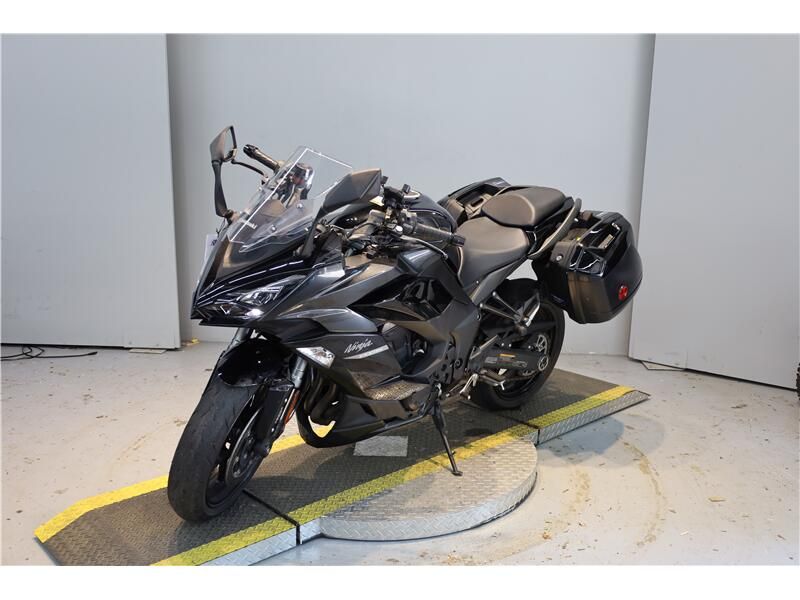 Used 2021 Kawasaki NINJA 1000 Image 8