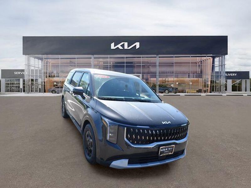 New 2026 Kia Carnival LXSImage 10