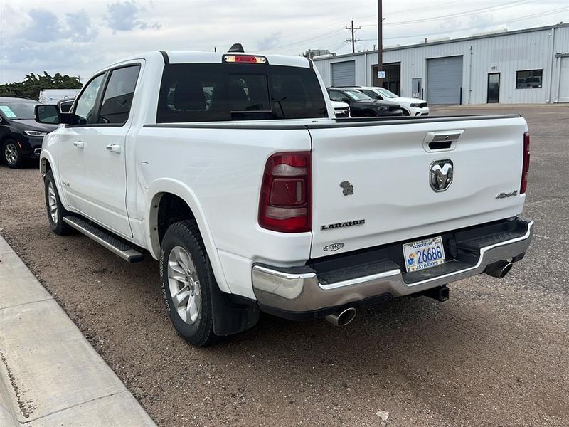 2022 Ram 1500 Laramie photo 3