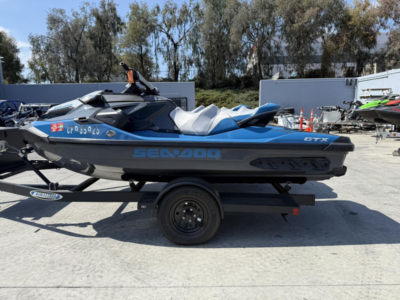 Used 2018 Sea-Doo GTX 155 W/SOUND Image 6