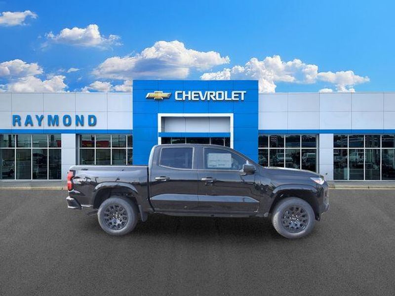 New 2026 Chevrolet Colorado Work TruckImage 2