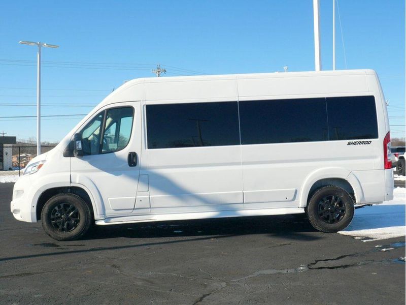 2024 RAM Promaster 2500 Slt+ Window Van High Roof 159