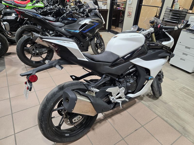 USED 2024 CFMOTO 450SS Image 5