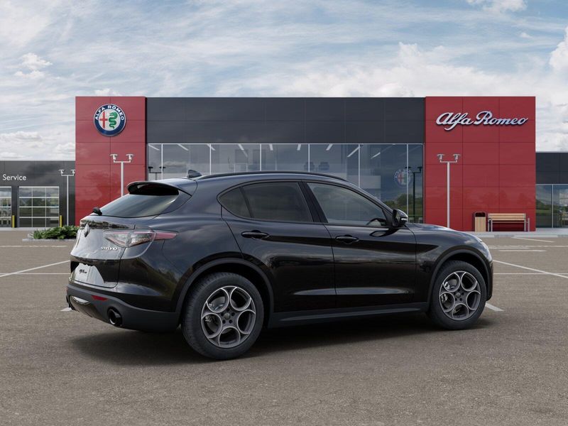 New 2025 Alfa Romeo Stelvio AwdImage 23