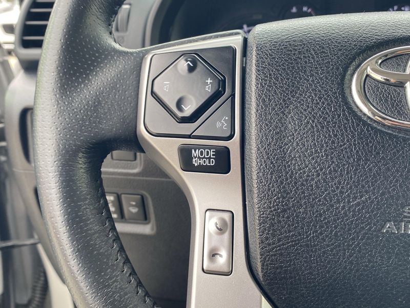 Used 2022 Toyota 4Runner SR5 PremiumImage 27