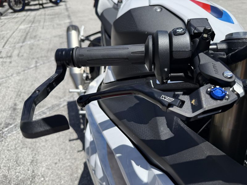New 2025 BMW S 1000 RR 