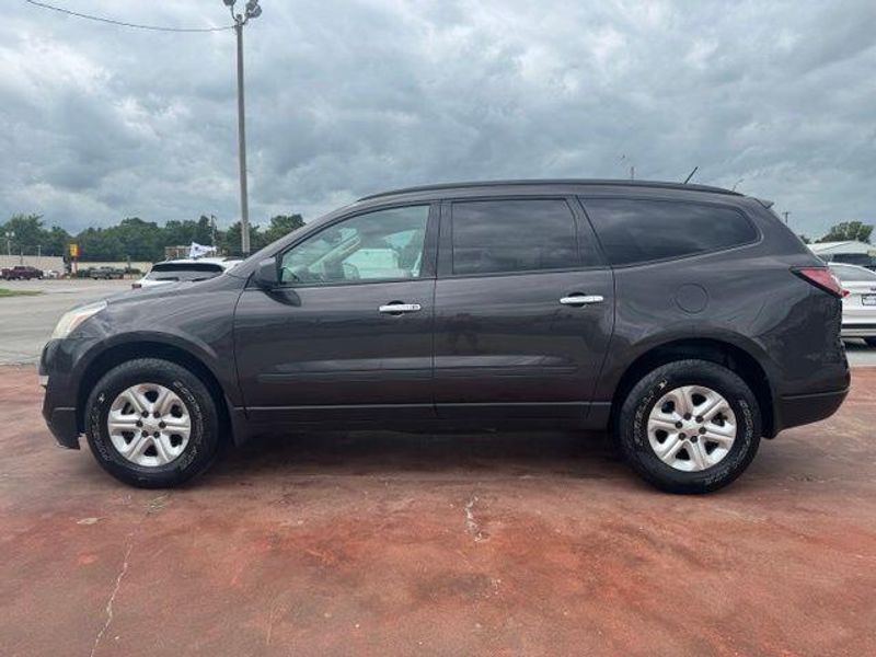 Used 2015 Chevrolet Traverse LSImage 8