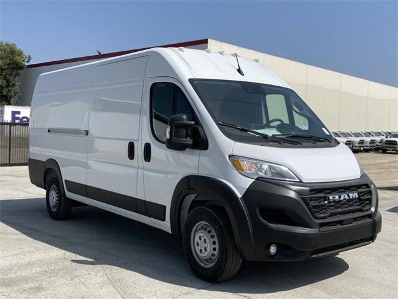 2024 Ram ProMaster 3500 Cargo Van photo 4