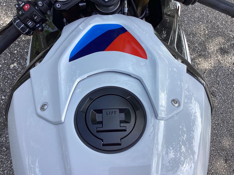 2025 BMW S 1000 RR
