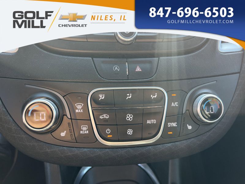 2024 Chevrolet Malibu 1LT photo 17