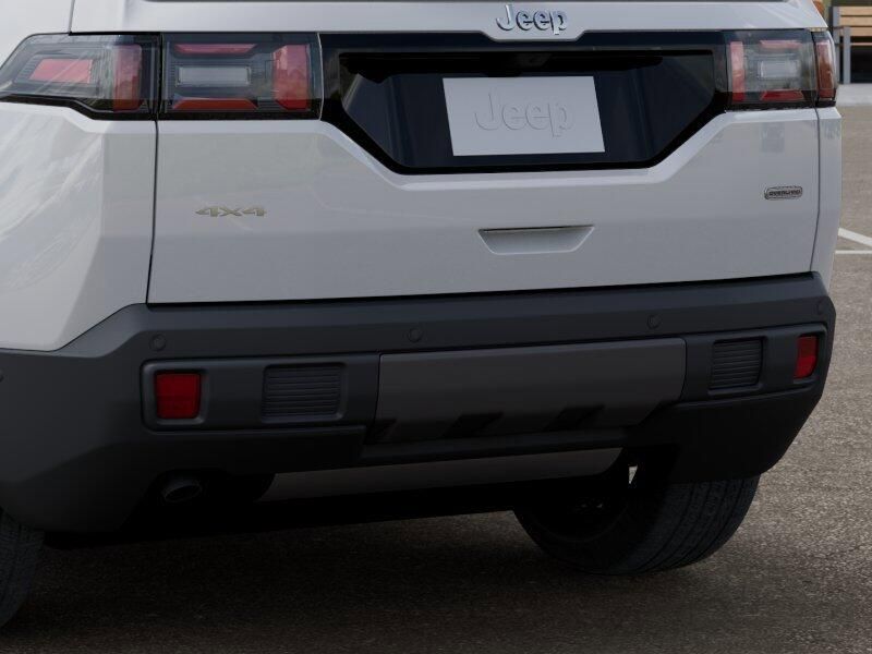 New 2026 Jeep Cherokee Overland 4x4Image 13