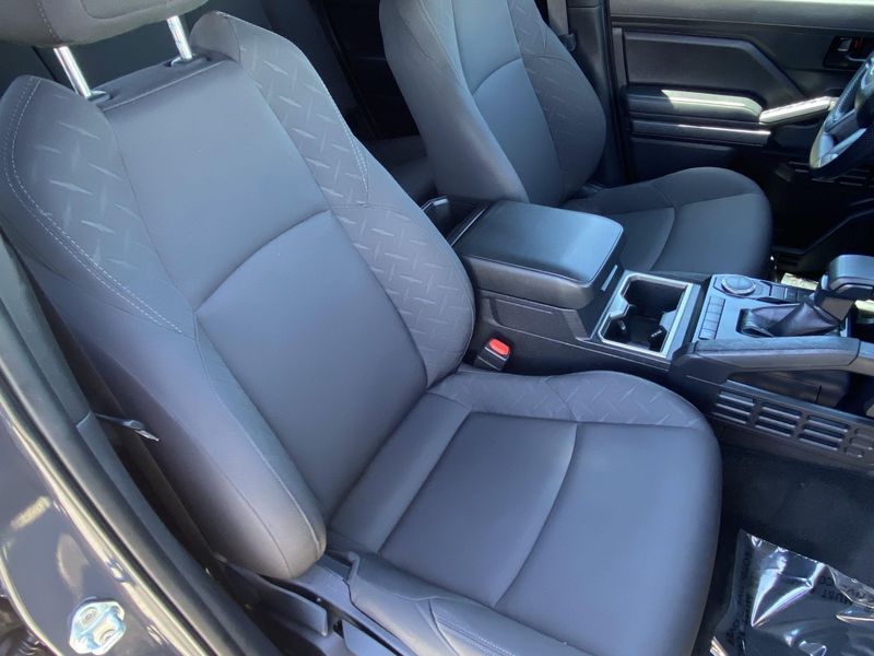 Used 2024 Toyota Tacoma SR5Image 11