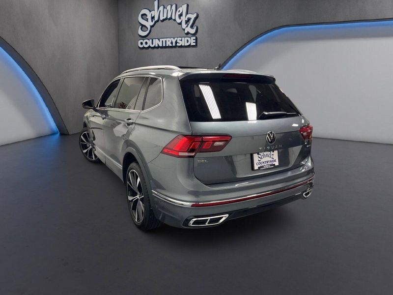 Used 2024 Volkswagen Tiguan AWD SEL R-Line w/Sunroof/NavImage 9