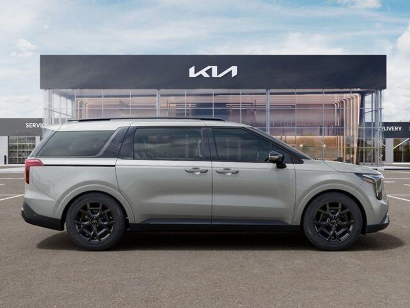 New 2026 Kia Carnival Hybrid SX PrestigeImage 8