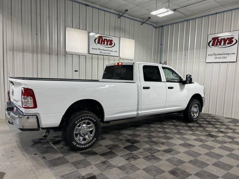 2024 RAM 2500 Tradesman Crew Cab 4x4 8