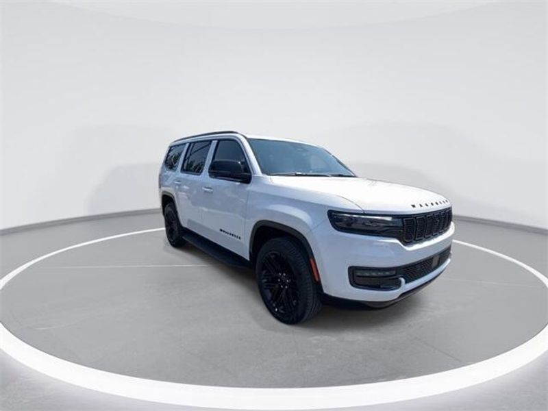 2024 Wagoneer Wagoneer Carbide 4x2Image 2