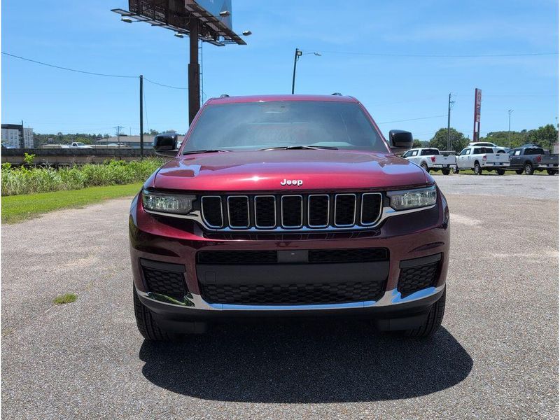 New 2026 Jeep Grand Cherokee L Laredo X 4x2Image 8